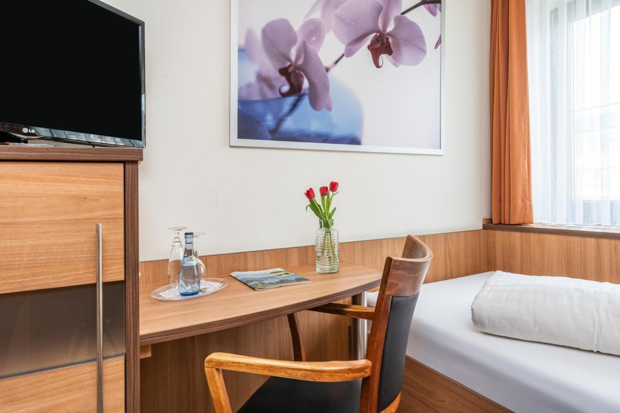 Hotel Hagnauer Hof Екстер'єр фото
