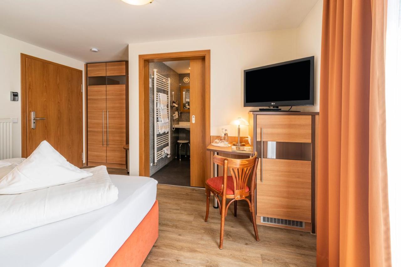 Hotel Hagnauer Hof Екстер'єр фото